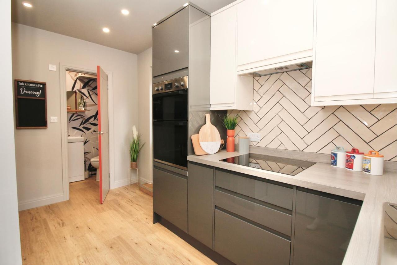 Xxhot Tubxx 4Bed Semi, Sleeps 8, 2 Bathrooms Blackpool Eksteriør billede