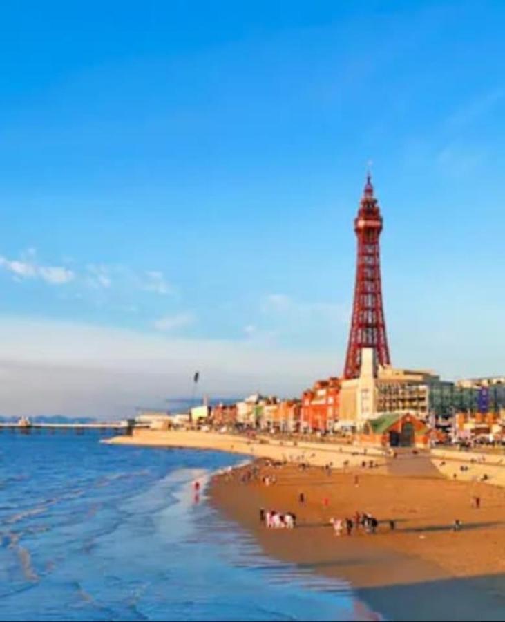 Xxhot Tubxx 4Bed Semi, Sleeps 8, 2 Bathrooms Blackpool Eksteriør billede