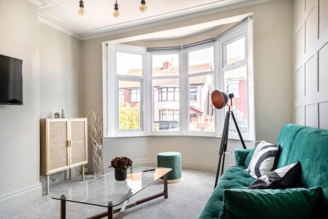Xxhot Tubxx 4Bed Semi, Sleeps 8, 2 Bathrooms Blackpool Eksteriør billede