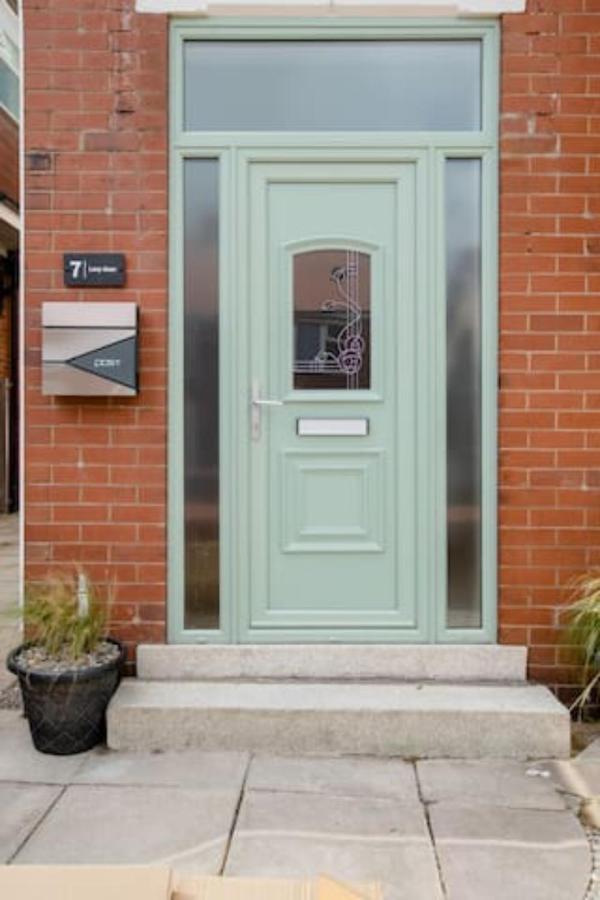 Xxhot Tubxx 4Bed Semi, Sleeps 8, 2 Bathrooms Blackpool Eksteriør billede