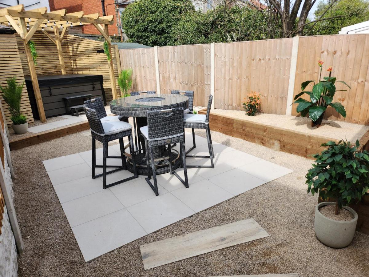 Xxhot Tubxx 4Bed Semi, Sleeps 8, 2 Bathrooms Blackpool Eksteriør billede